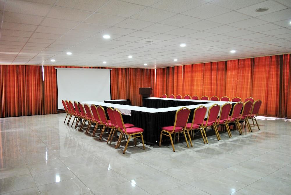 The Monarch Hotel Nairobi Zewnętrze zdjęcie